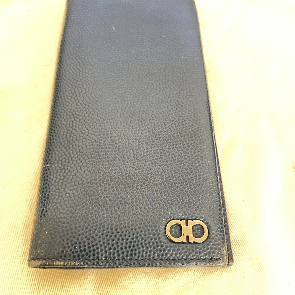 $1195 Authentic SALVATORE FERRAGAMO Made in ITALY Unisex Blue Long Bifold Wallet